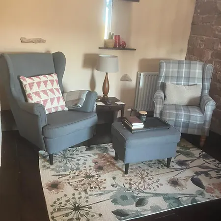 Feriehus Historic Converted Byre In Courtyard Of 16c House