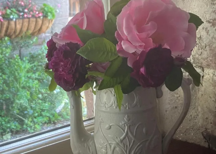 Historic Converted Byre In Courtyard Of 16c House * Caldbeck